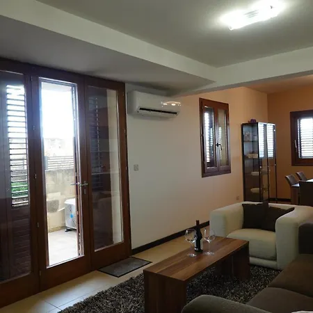 Διαμέρισμα Harbour Views Fort Chambray